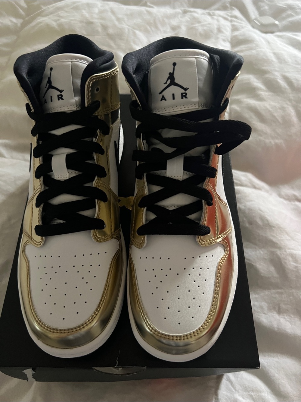 Nike Kids High-Top Sneakers in White and Gold